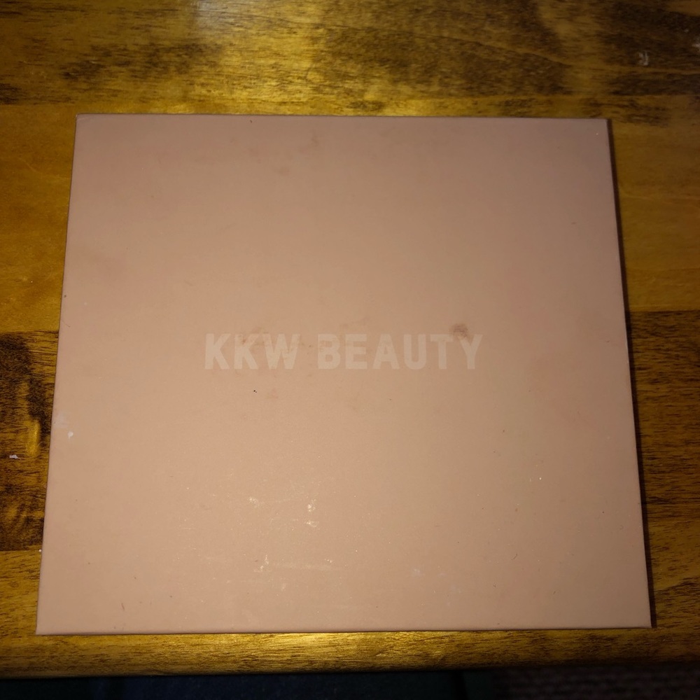 KKW Contour Palette - Medium
